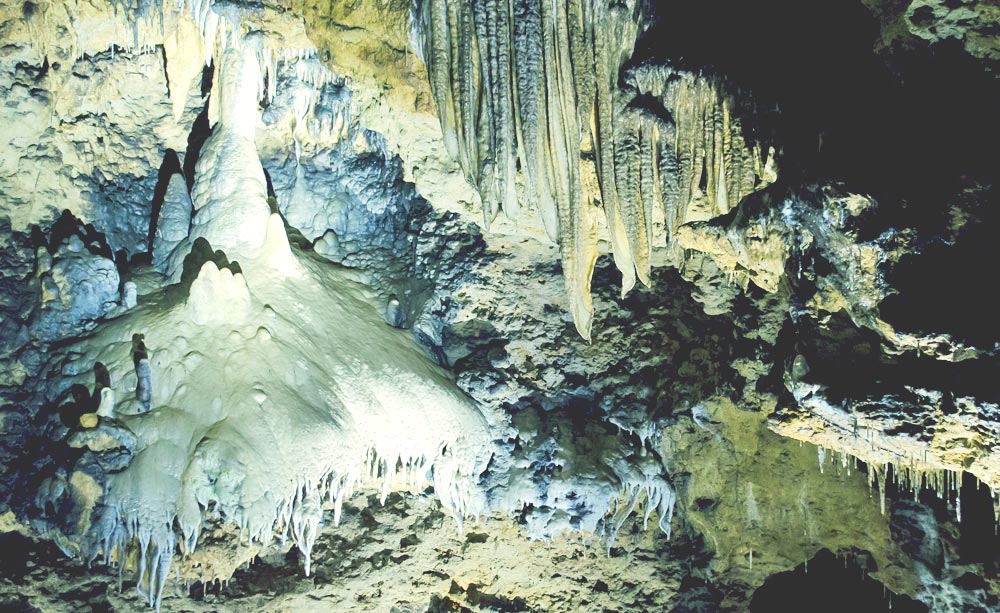 Tropfsteinhöhle im Harz